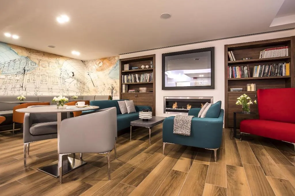 Lobby, 43 Station Hotel, Milan