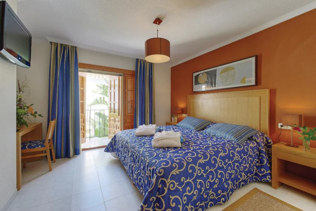 General view, Muthu Infiniti Beach Resort, Costa Almeria
