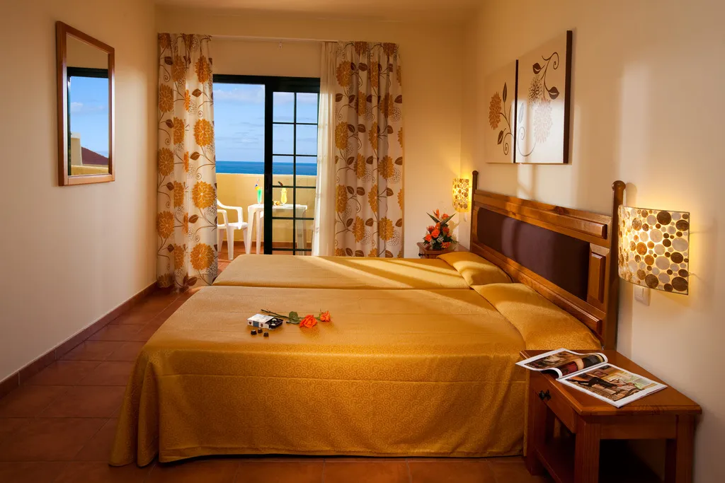 APARTMENT CAPACITY 3 ONE BEDROOM Room, GF Isabel, Tenerife