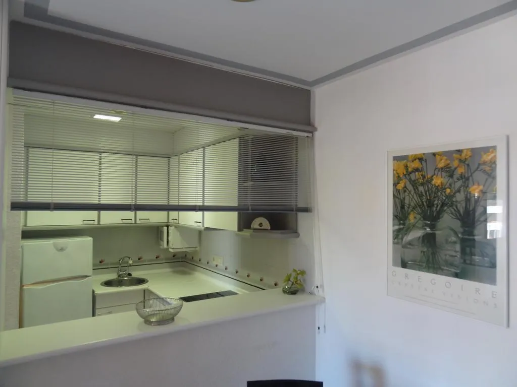 APARTMENT CAPACITY 6 THREE BEDROOM Room, Blaumar 2D, Costa Brava