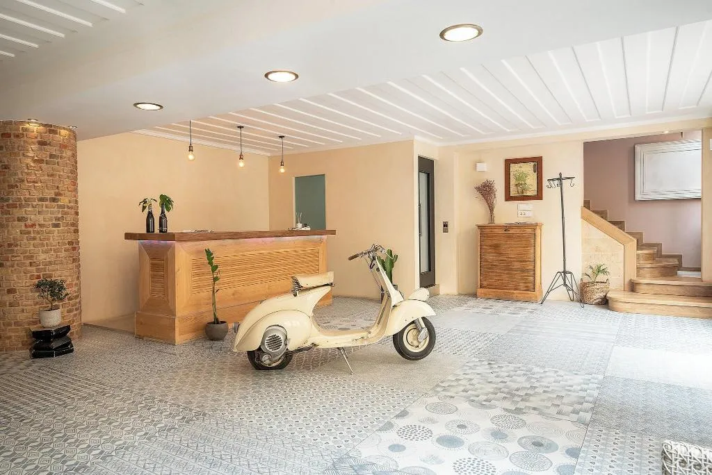 Lobby, Vranas Studios, Crete