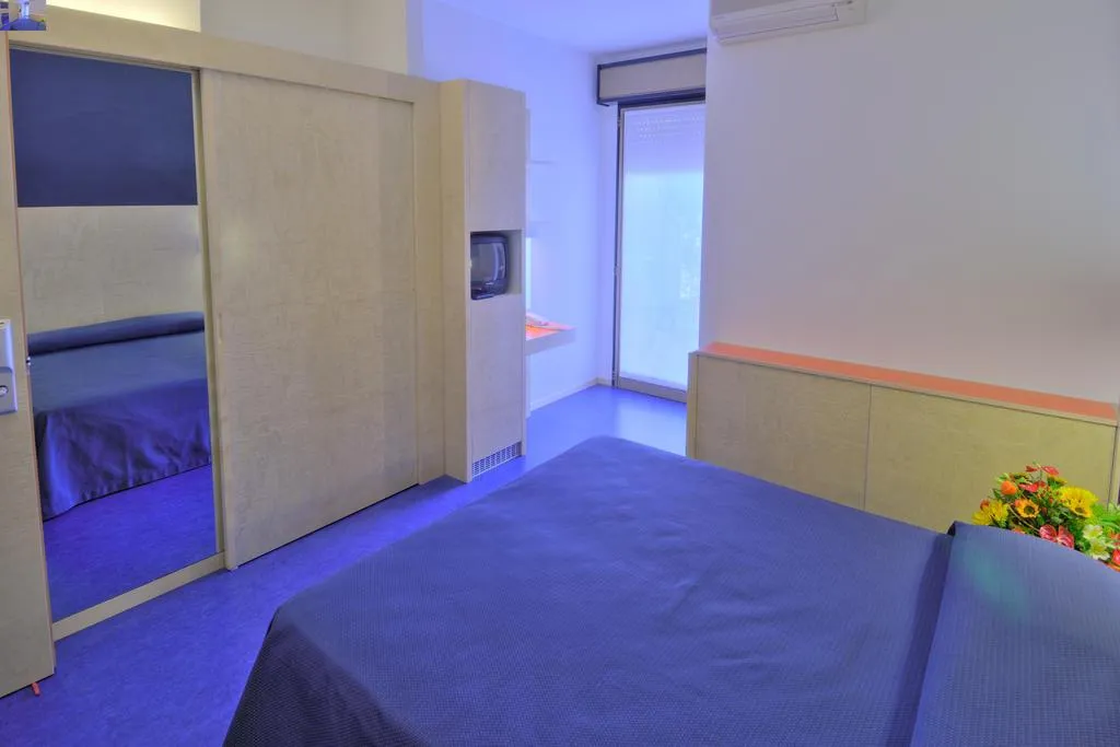 TRIPLE SUPERIOR Room, Hotel Firenze- Bibione, Venice
