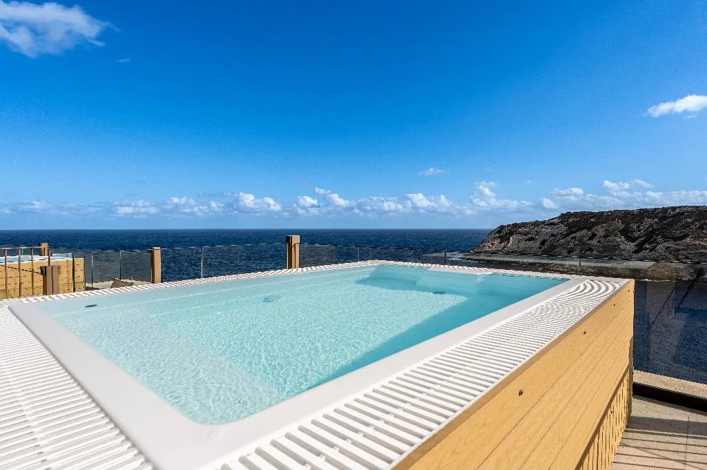 JUNIOR SUITE WITH JACUZZI Room, Athina Palace, Crete