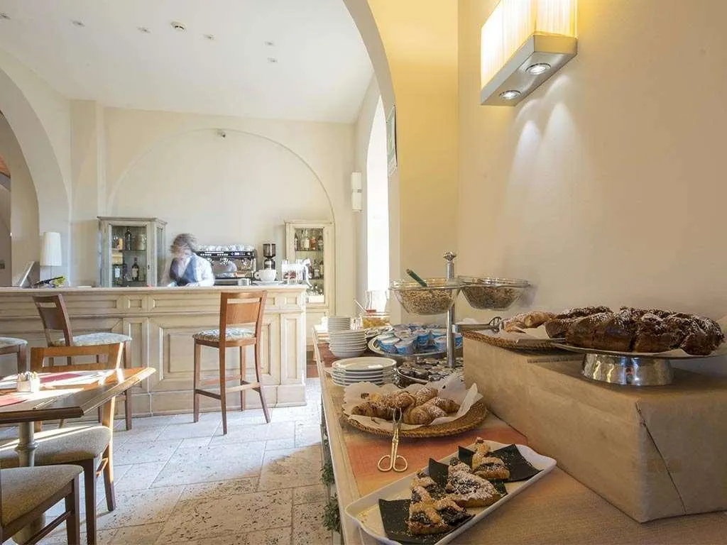 Bar, LHP Certaldo Resort, Florence