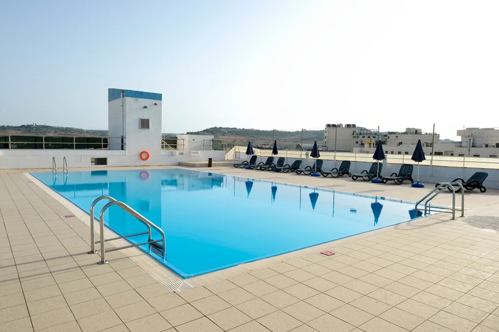 Pool, Oriana Hotel, Malta