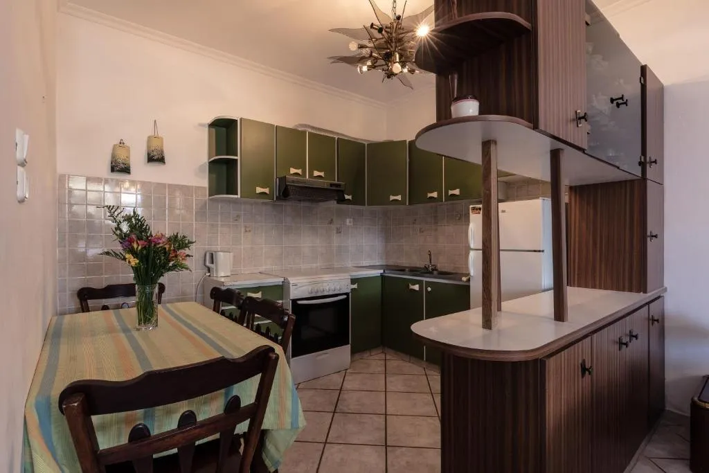 APARTMENT TWO BEDROOMS Room, Yianna Hotel, Kefallinia
