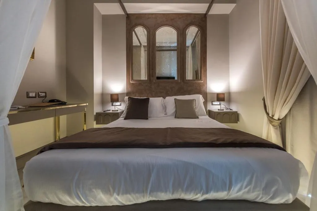 Room, Relais San Severo, Naples