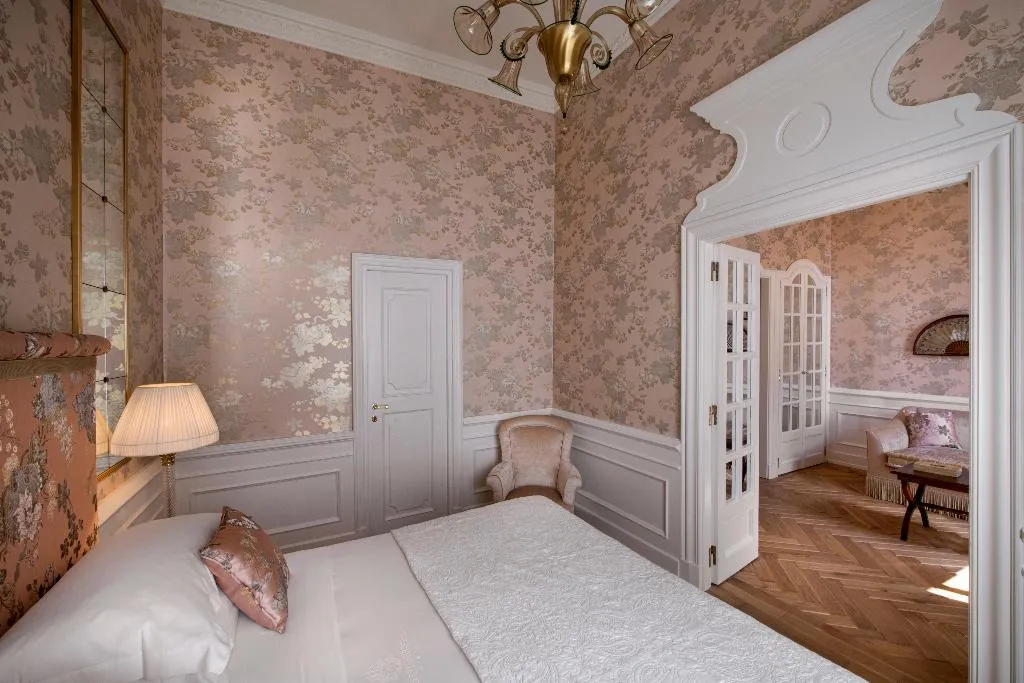 SUITE STANDARD Room, Helvetia & Bristol Firenze - Starhotels Collezione, Florence