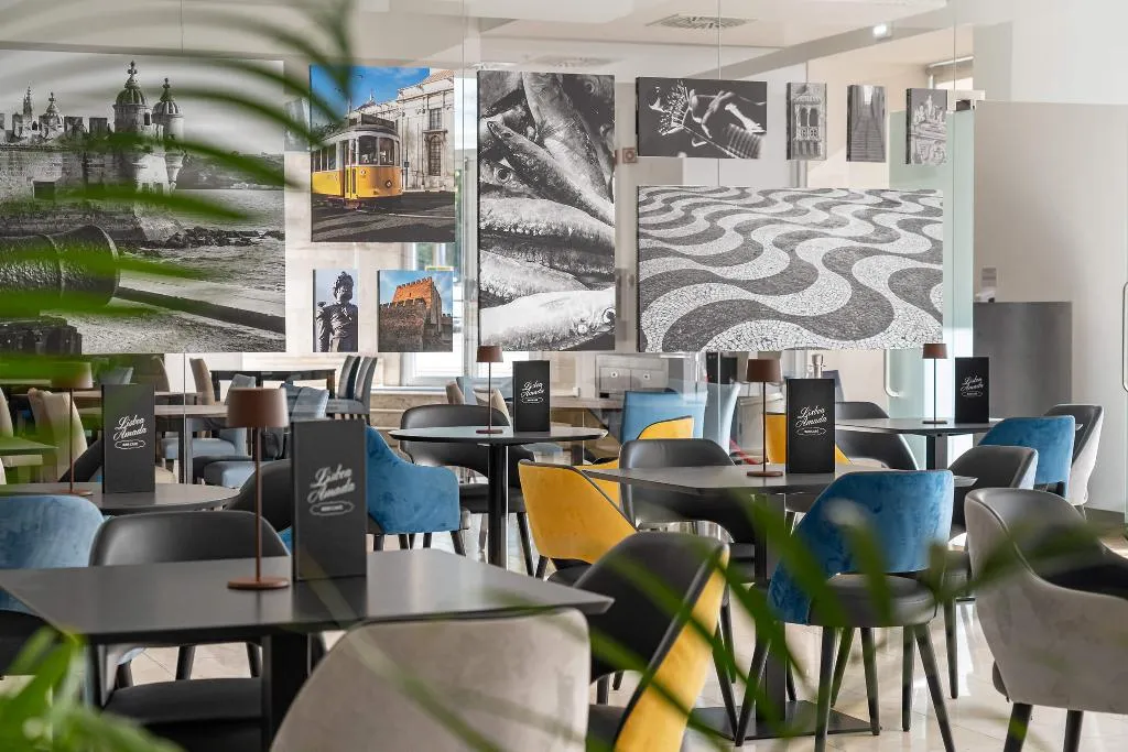 Bar, Jupiter Lisboa Hotel – Rooftop & Spa, Lisbon