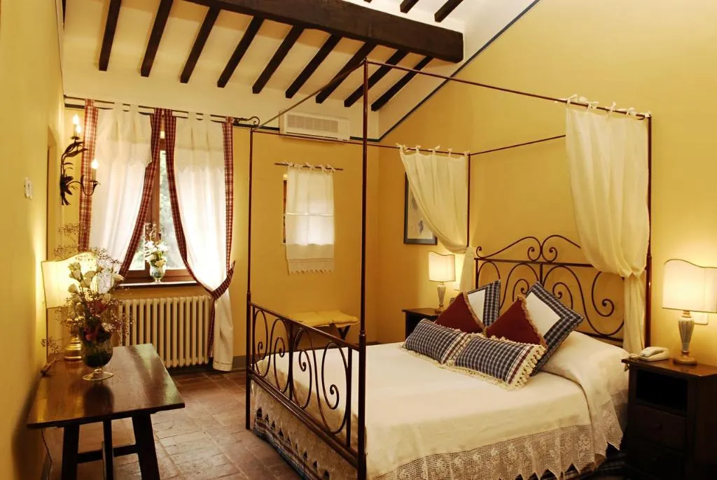 Room, Locanda Del Molino, Perugia
