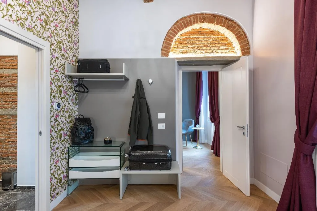 APARTMENT CAPACITY 6 Room, Kairos by Florence Art Apartments, Florence