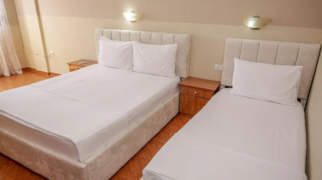 TRIPLE CLASSIC Room, Dolanit Hotels Vila E Drurit, Durres