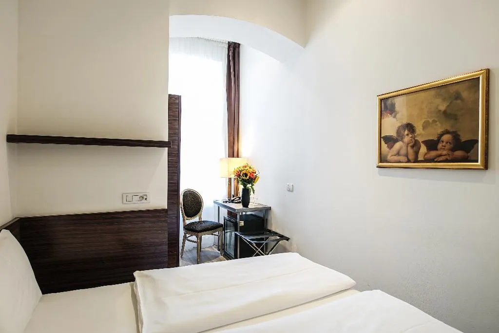 SINGLE STANDARD Room, Assenzio Prague, Prague