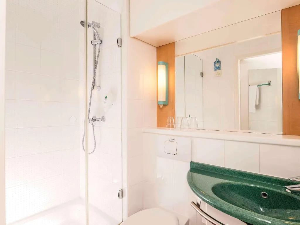 DOUBLE STANDARD Room, Ibis Berlin City Nord, Berlin