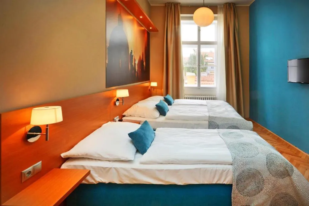 QUADRUPLE STANDARD Room, Hotel Adler, Prague