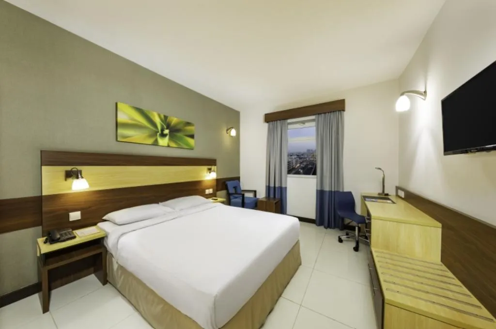 DOUBLE WITH DOUBLE BED Room, Citymax Sharjah, Dubai
