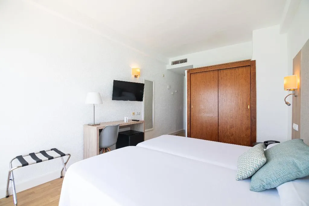 Double or Twin PROMO Room, JS Can Picafort, Majorca