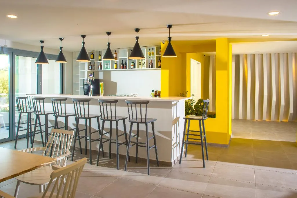 Bar, City Green Hotel, Crete