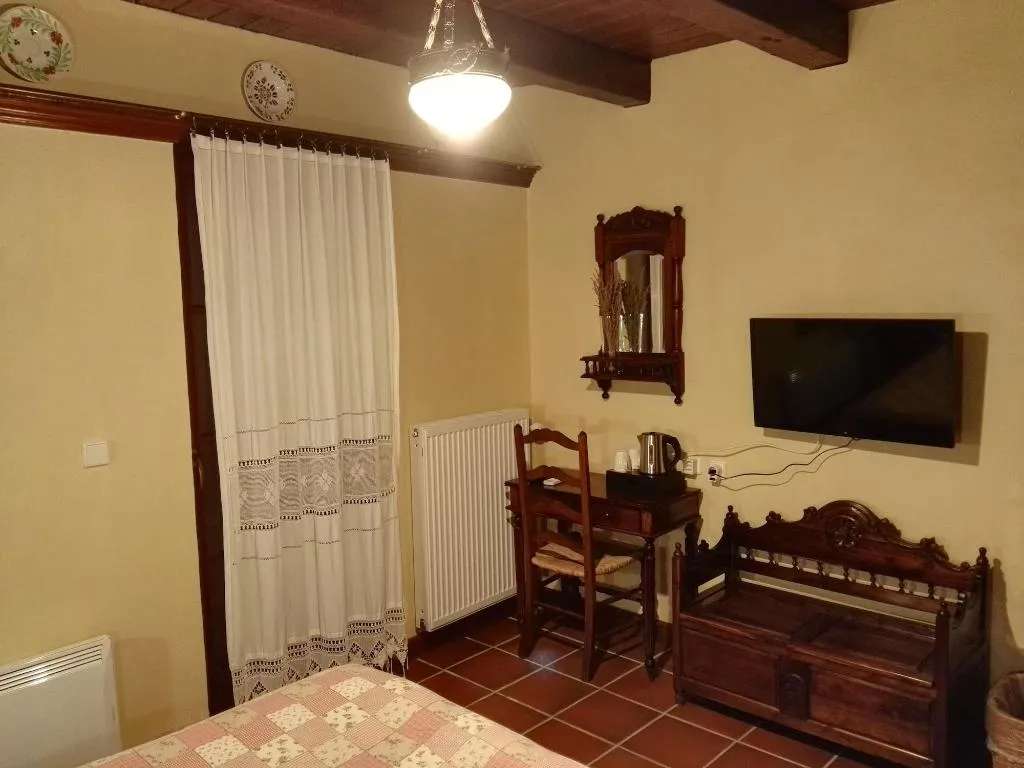 Room, Viraggas, Halkidiki