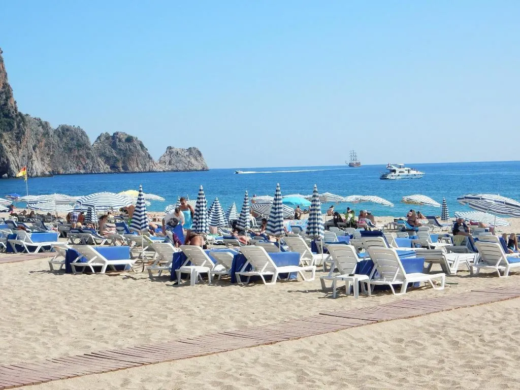 Room, Aysev, Antalya