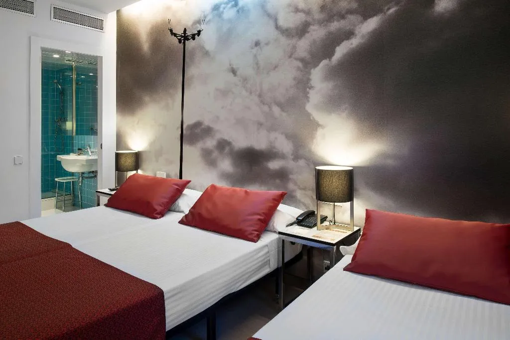Room, Catalonia Avinyo, Barcelona