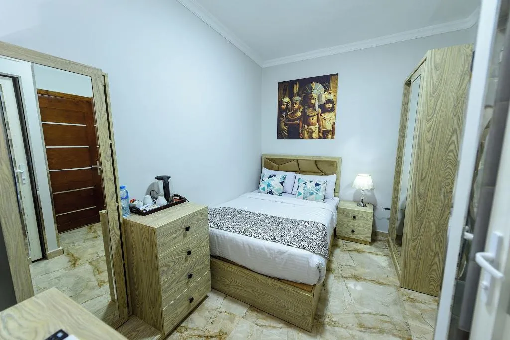Room, Capital Of Pyramids Hotel, Cairo