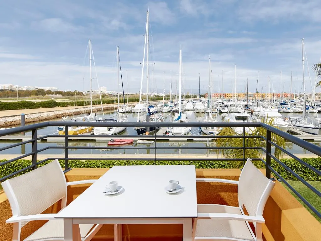 APARTMENT STANDARD Room, NH Marina Portimão Resort, Algarve