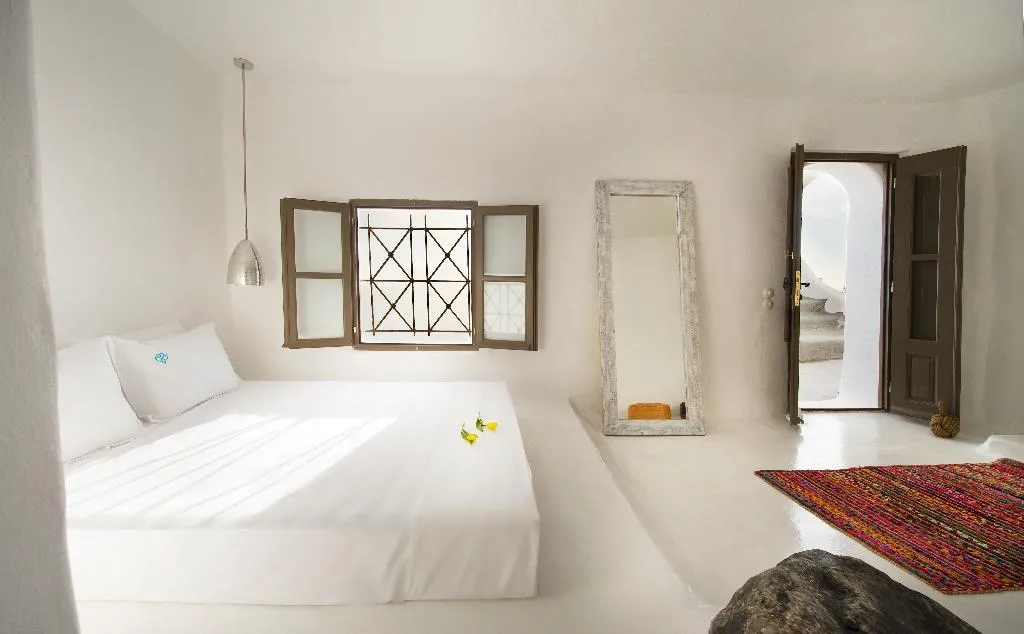 DOUBLE SUPERIOR Room, Sophia Luxury Suites, Santorini