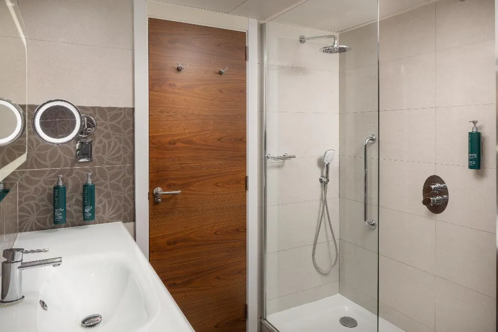 TWIN WITH VIEWS Room, Hilton Barcelona, Barcelona