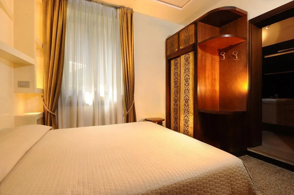 TRIPLE STANDARD Room, Abbazia, Venice