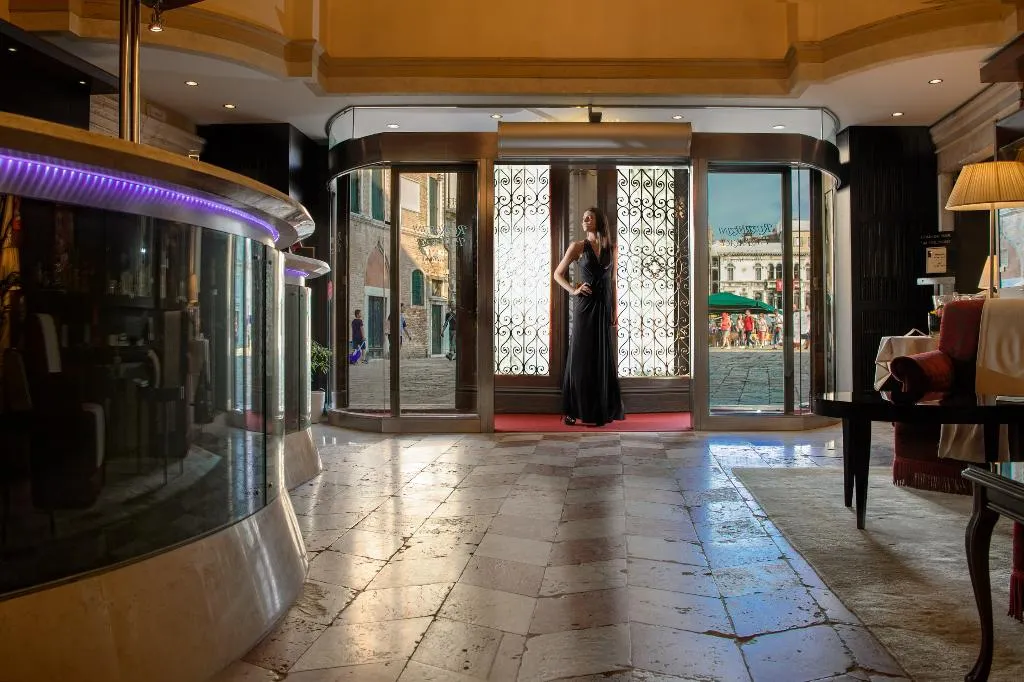 Lobby, Ruzzini Palace, Venice
