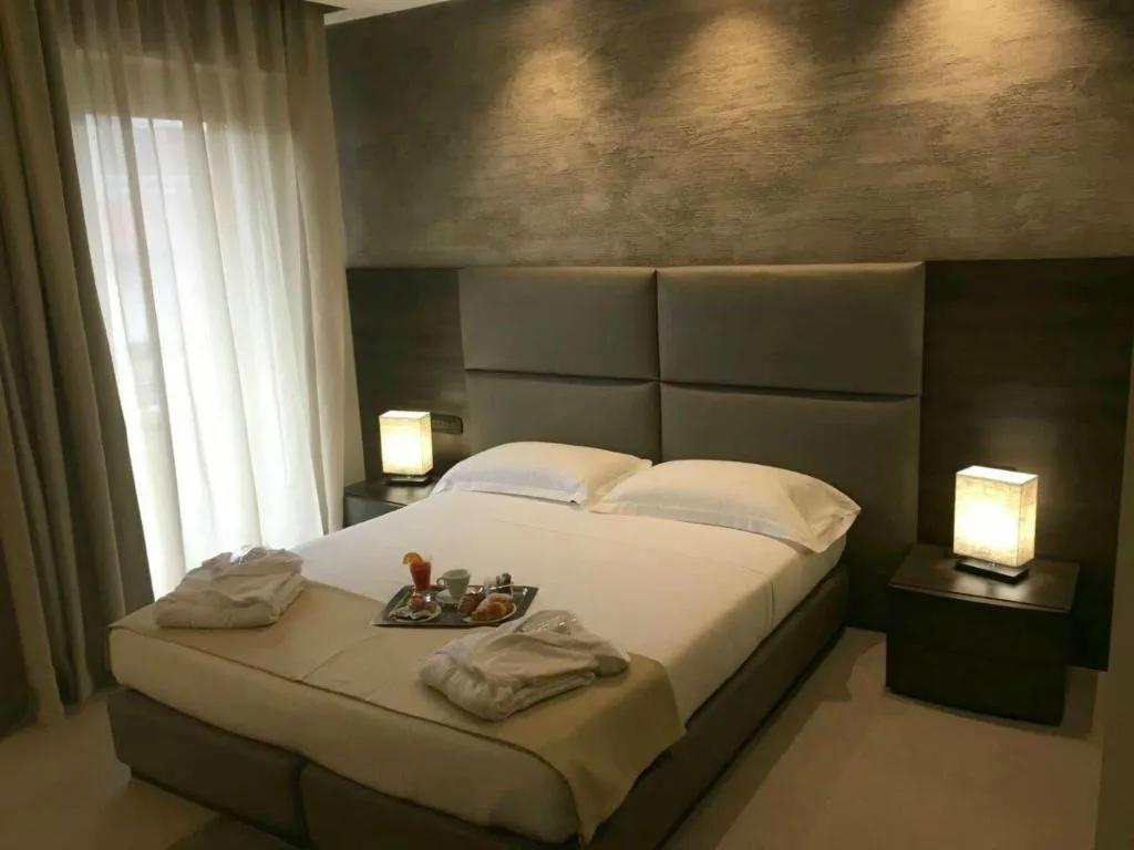 Room, Plus Welcome Milano, Milan