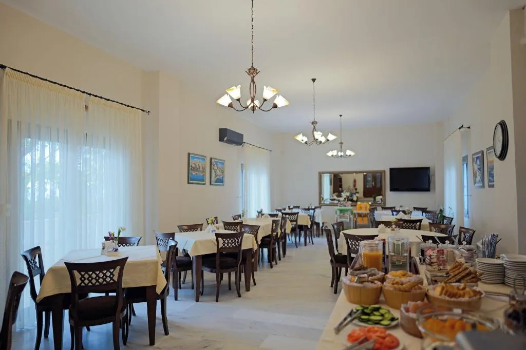 Restaurant, Sunset Hotel, Thessaloniki