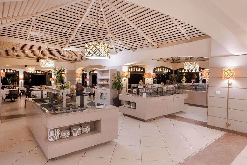Restaurant, Reef Oasis Beach Resort, Red Sea Riviera