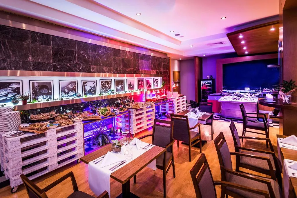 Restaurant, Radisson Blu Hotel Krakow, Krakow