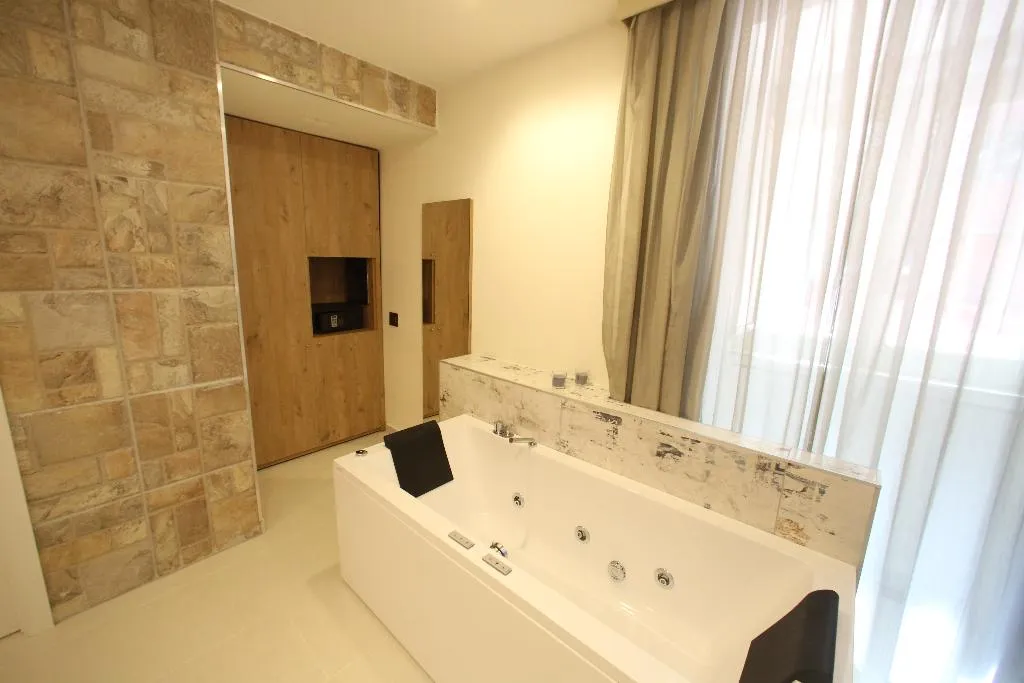 DOUBLE DELUXE Room, Relais Piazza del Plebiscito, Naples