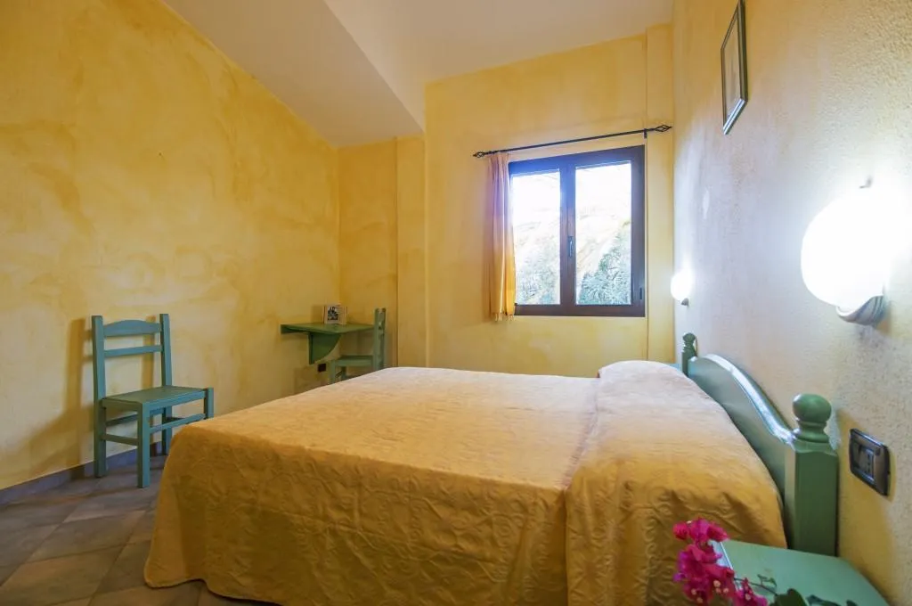 APARTMENT THREE BEDROOMS Room, Residence Club Gli Ontani, Olbia