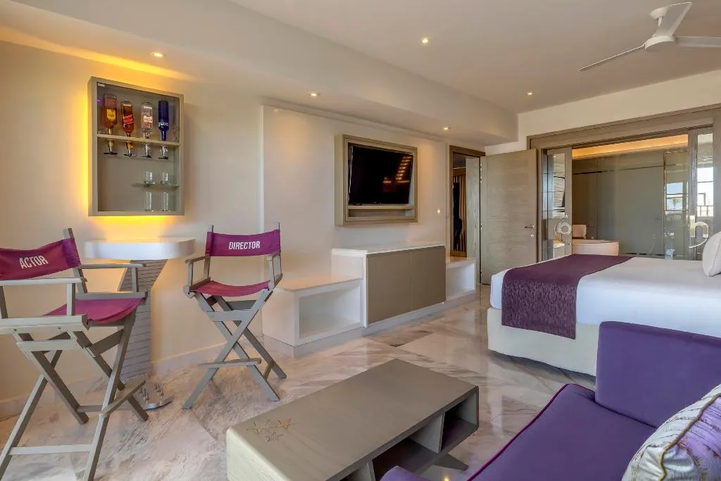 SUITE THREE BEDROOMS Room, Planet Hollywood Cancun by Royalton, Cancun Area