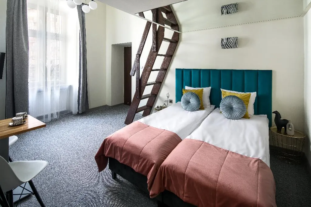 QUADRUPLE DUPLEX SUPERIOR Room, The Royal Path Aparthotel, Krakow