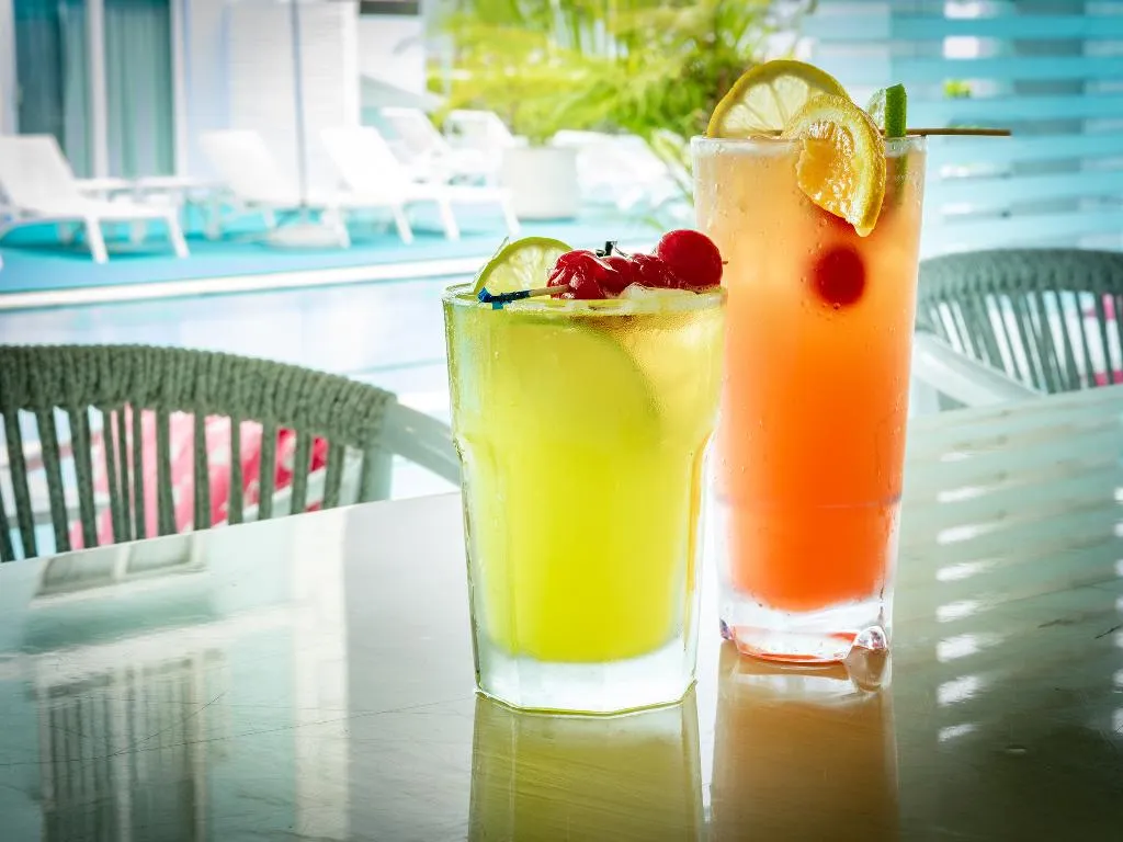 Bar, Courtyard Nassau Downtown/Junkanoo Beach, Nassau