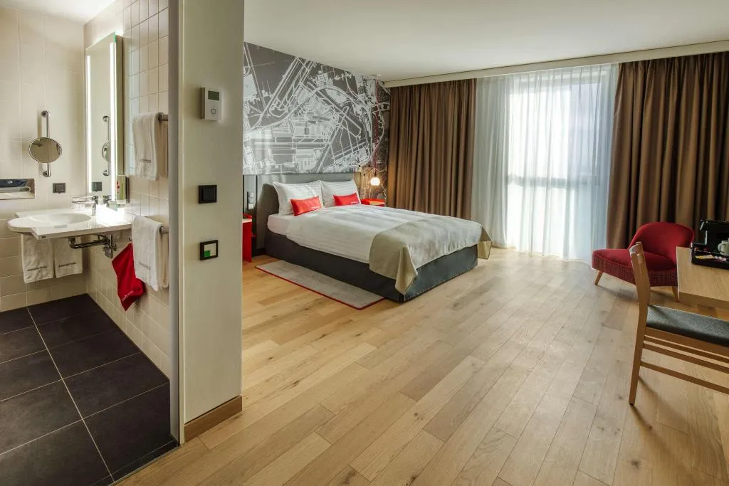 Room, IntercityHotel Amsterdam Airport, Amsterdam