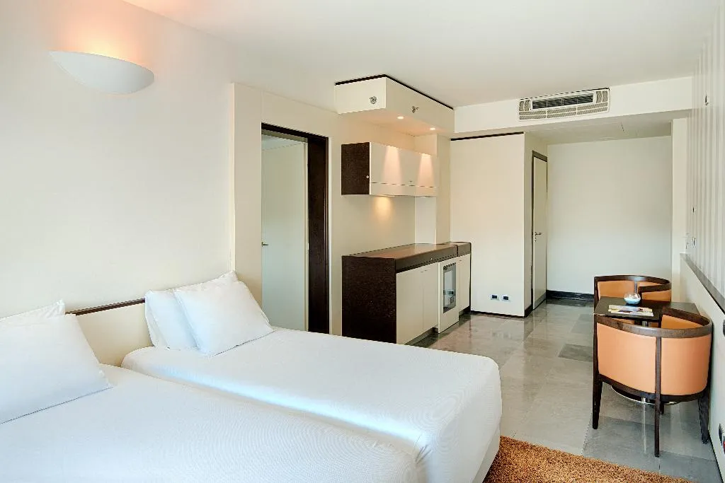 FAMILY ROOM CAPACITY 5 Room, NH Venezia Laguna Palace, Venice