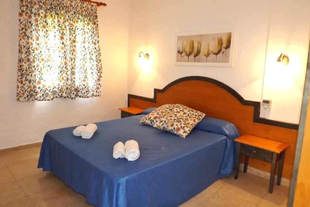 APARTMENT TWO BEDROOMS Room, Nure Cel Blau, Menorca