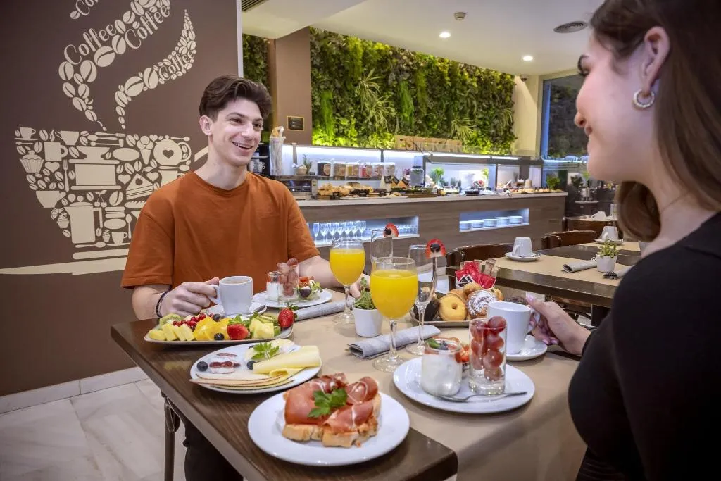 Restaurant, Serhs Carlit Hotel, Barcelona