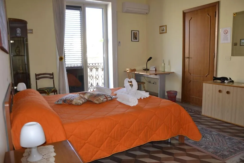 Room, B&B La Fenicia, Palermo