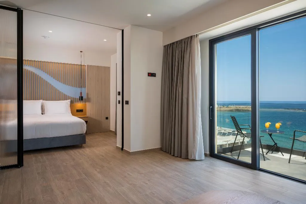 SUITE OCEAN VIEW Room, Hyperion City Hotel, Crete