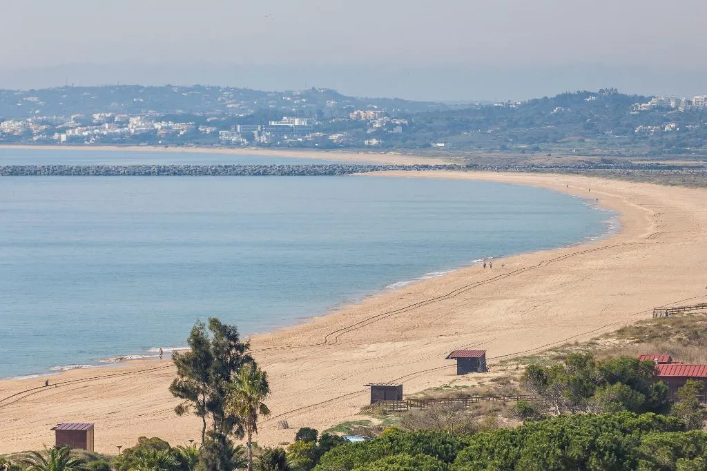 General view, Alvor Atlântico Beach Aparthotel, Algarve
