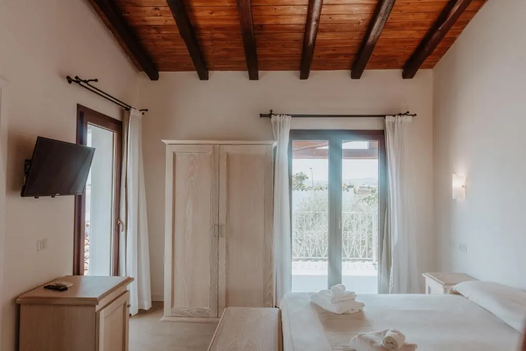 Double or Twin SUPERIOR Room, Resort Fior di Sardegna, Olbia