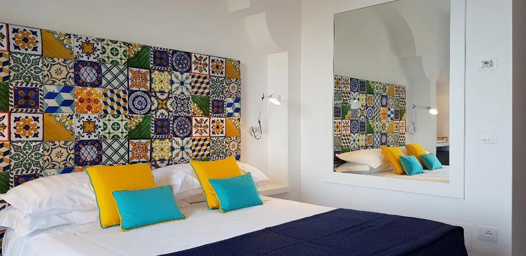 Double or Twin CLASSIC Room, Delfino, Naples