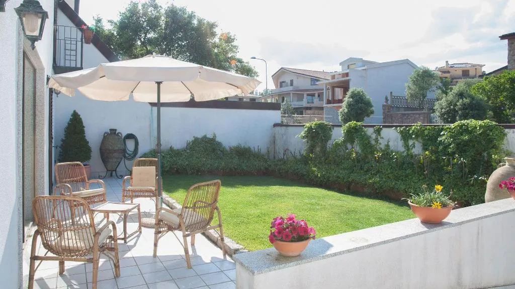 Terrace, B&B Le Fresie, Olbia